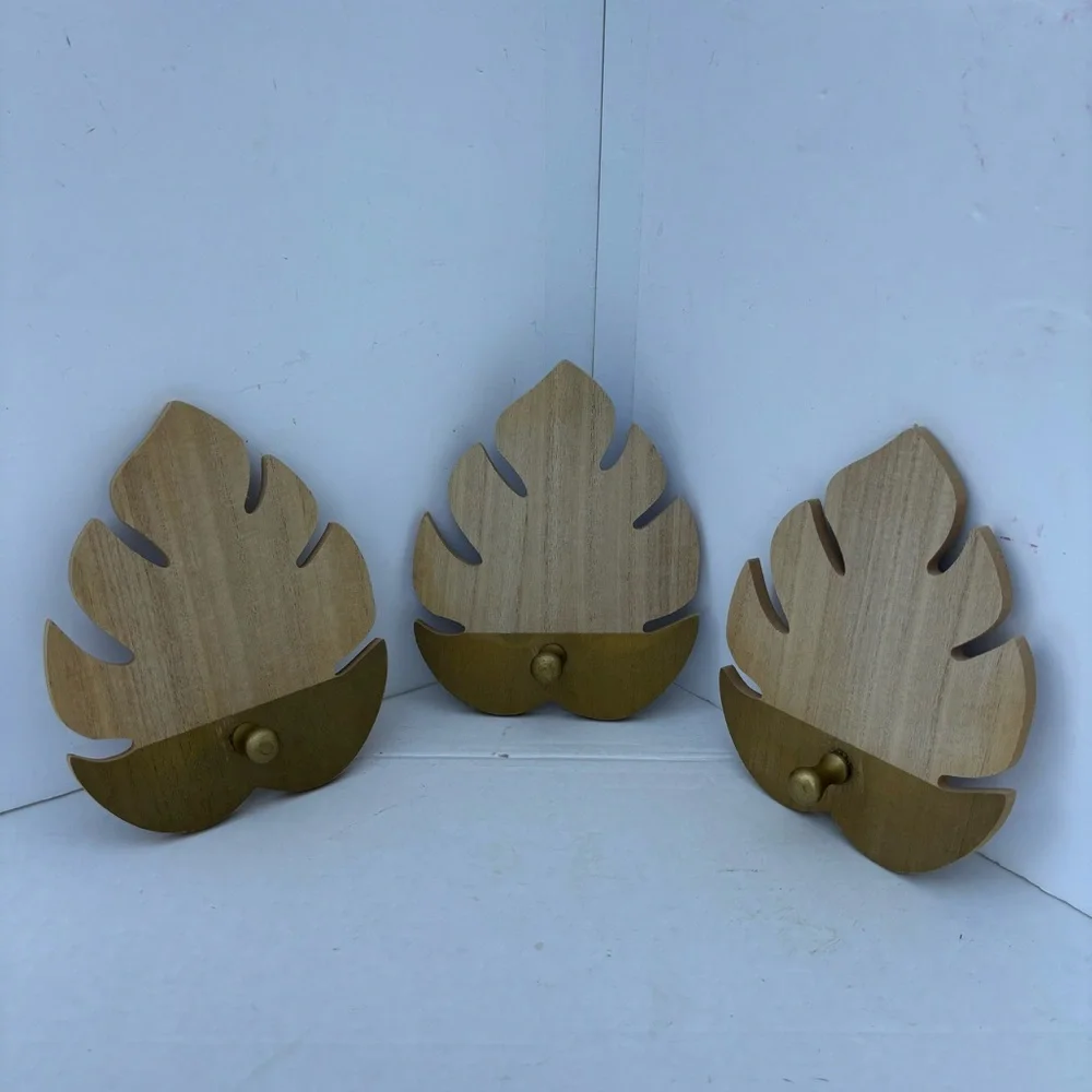 3 Composite wood leaf shaped coat peg hook hanger 2 tone earth tones Like new